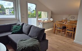 Ruhige 1-Zimmer Einliegerwohnung mit Küche und Bad in Großburgwedel